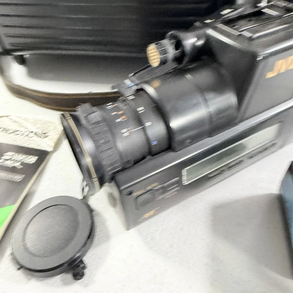 JVC GR-S55U S-VHS VHSC Camcorder Video Camera W/ Hard Case POWERS ON READ